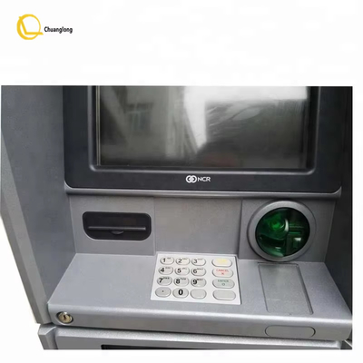 La machine ATM de la banque NCR a été rénovée 6626