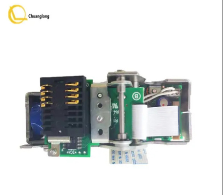 Le module NCR est équipé d'un module de tête IMCRW, des pièces de contact ATM 3Q8 et du lecteur de cartes IC Sankyo 009-0022326.