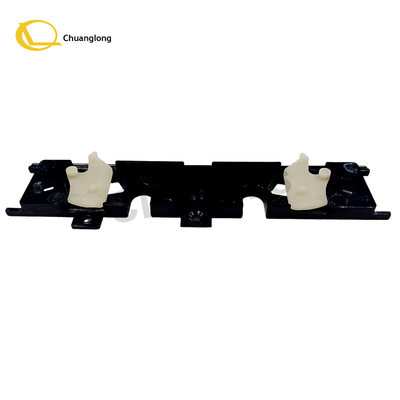 445-0582423 4450582423 ATM Pièces détachées NCR S1 Porte de camion en plastique à cassette avec poussoir Assy NCR poussoir à cassette