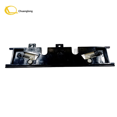 445-0582423 4450582423 ATM Pièces détachées NCR S1 Porte de camion en plastique à cassette avec poussoir Assy NCR poussoir à cassette