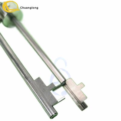 Outil Master Grand® Gard Golden Crown en acier forgé, versions gauche et droite pour différentes directions de serrure