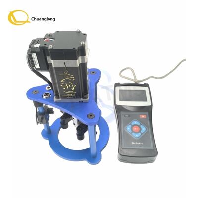 Le Grandmaster Auto Combination Finder   Auto CodeCracker Coffres-forts à cadran mécaniques et guichets automatiques (GAB) Système moteur/capteur pour le décodage non destructif des serrures de coffres-forts et de GAB