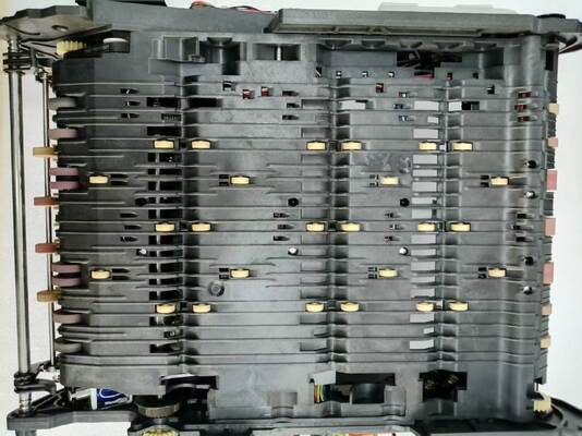 01750193275 Caisse bancaire CRS Wincor Nixdorf Cineo C4060 Pièces Wincor C4040 Cap du module principal W. Lecteur CRS Cpt.