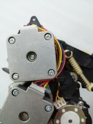 01750295447 Diebold Nixdorf DN200/250/450 Unité de collecte des modules d'entrée et de sortie du CIO ATM Partie 1750295447