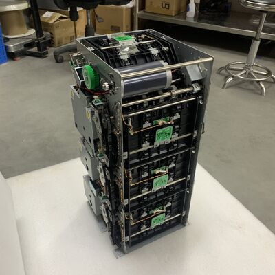 Module distributeur de billets NCR CDM-4000 CDM-4000C3 Distributeur avec 3 cassettes et 1 bac de rejet ATM CRM Kiosque Machine libre-service Pièce