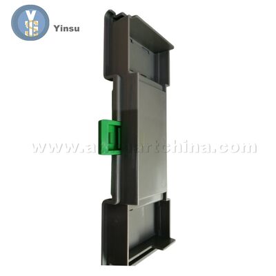 Bon prix 4450693308 445-0693308 2040000217 NCR Couvercle fermé du bac à purge avec verrou et manette Parties de la machine ATM pour la cassette de rejet NCR S1 en ligne