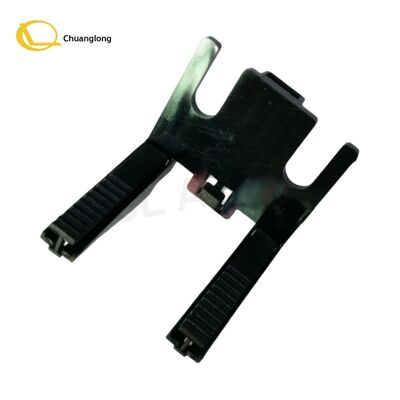 Bon prix S7010000709 Hyosung Pussher Carriage Assy ATM Partie Hyosung Plastic Pussher Carriage Assy 7010000709 S7010000709 Nouveau en stock En ligne